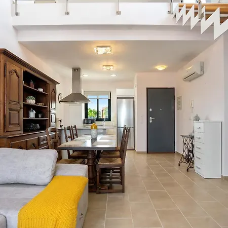 Apartment Cb Living - Cosy Loft With Terrace, Villamartin Alicante