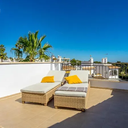 Cb Living - Cosy Loft With Terrace, Villamartin Apartment *