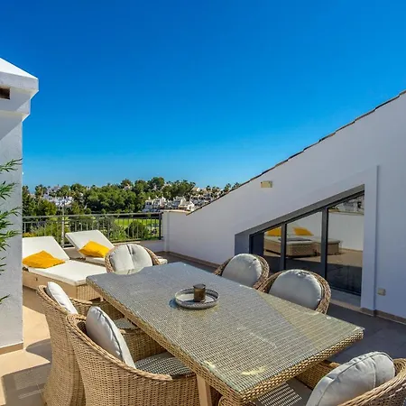 Cb Living - Cosy Loft With Terrace, Villamartin Alicante