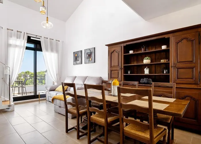 Cb Living - Cosy Loft With Terrace, Villamartin