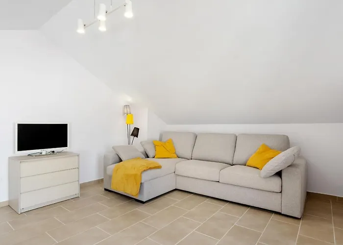 Appartement Cb Living - Cosy Loft With Terrace, Villamartin *