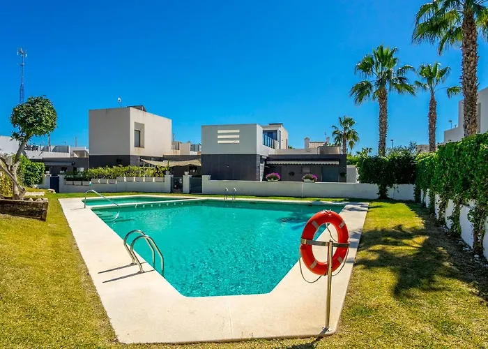 Cb Living - Cosy Loft With Terrace, Villamartin
